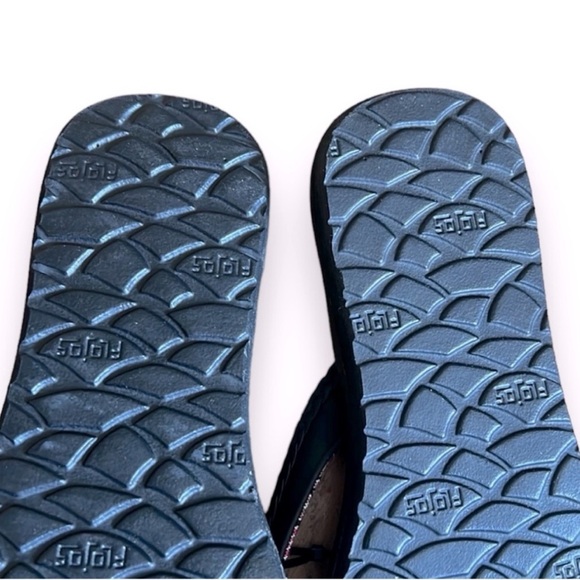 Flojos Women's Flip Flops | Various Sizes: 6, 7, 8, | Lavender Black | NWT | $15 - Picture 3 of 6